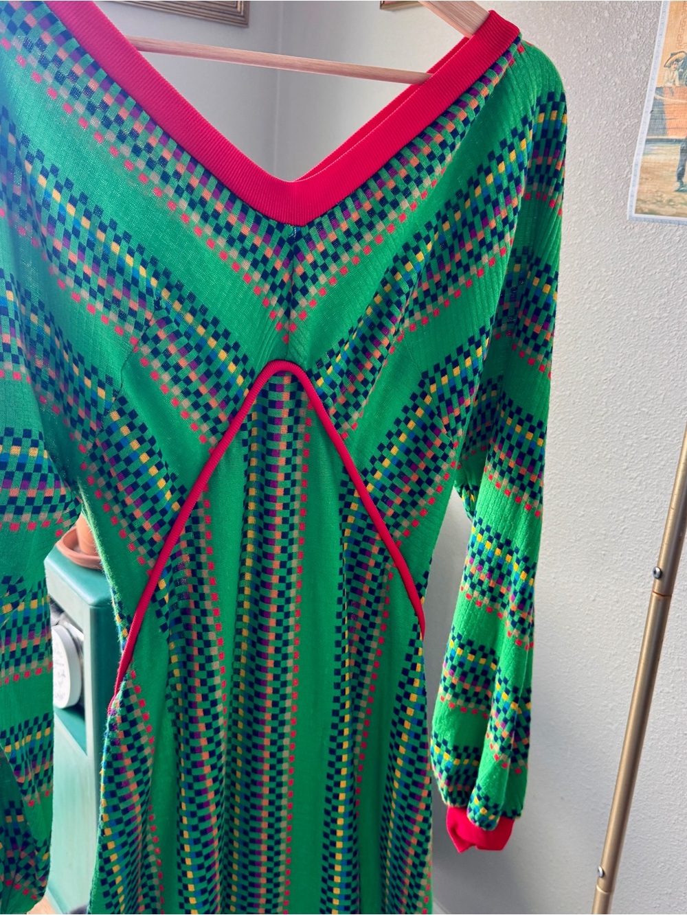 VIntage 70s Hand Sewn One of a Kind  Patterned V-Neck Long Sleeve Dress